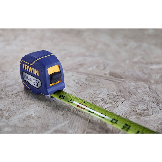 25' Wide Blade Tape Measure with 17' Reach